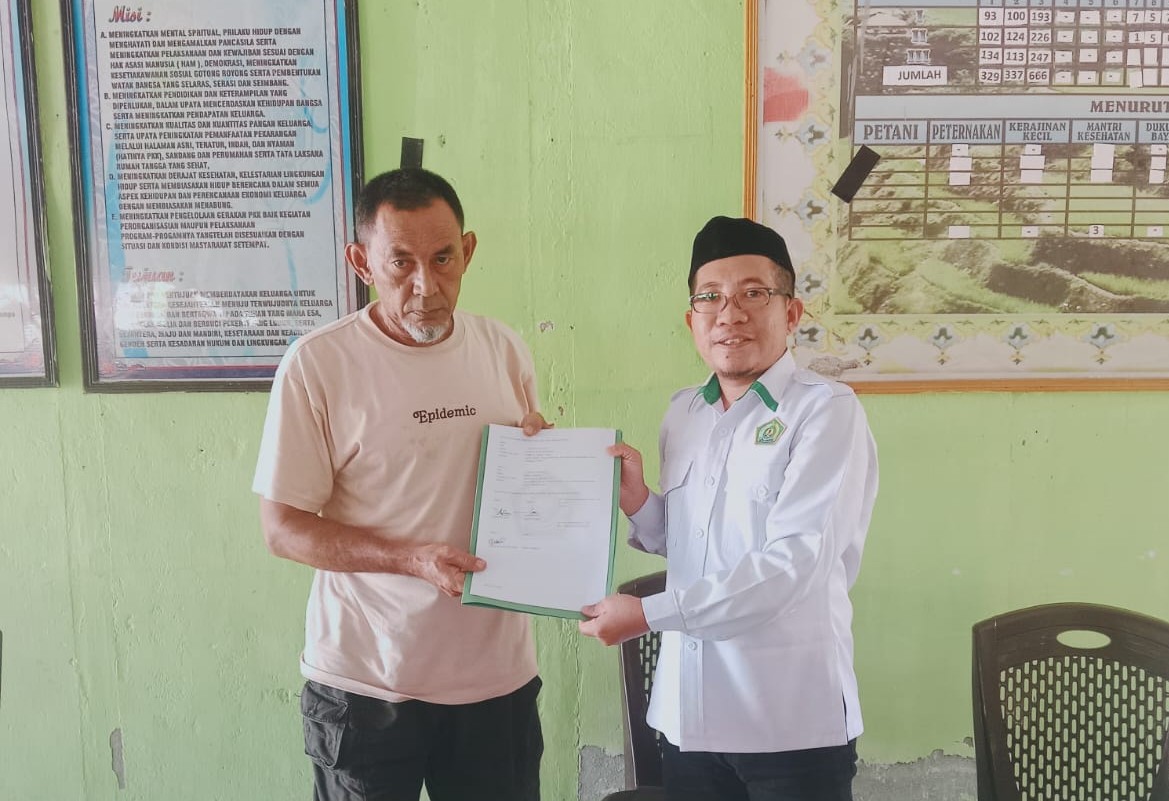Sahkan Legalitas Lahan, Nadzir dan Wakif Tandatangani AIW Tanah Masjid Al-Hasanah Desa Pimpi