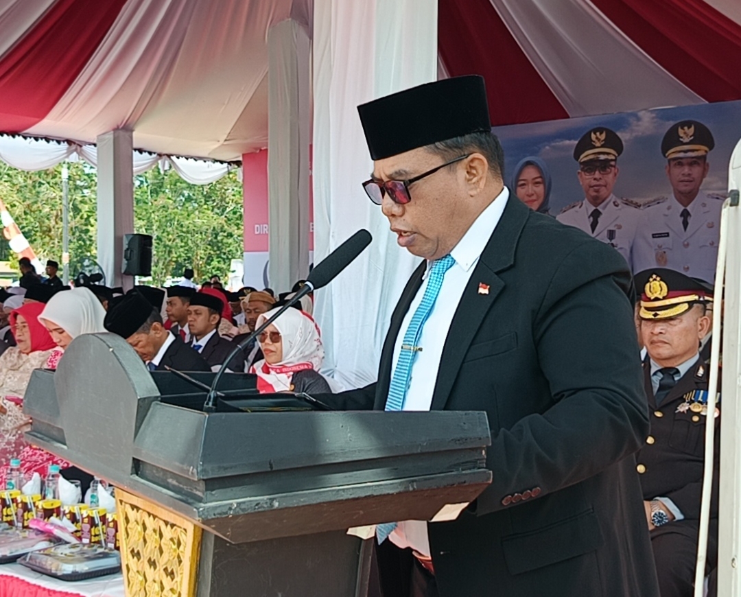 Di Bawah Cerahnya Langit Boltara, Kakan Kemenag Panjatkan Doa Pengharapan pada Upacara Detik-Detik Proklamasi