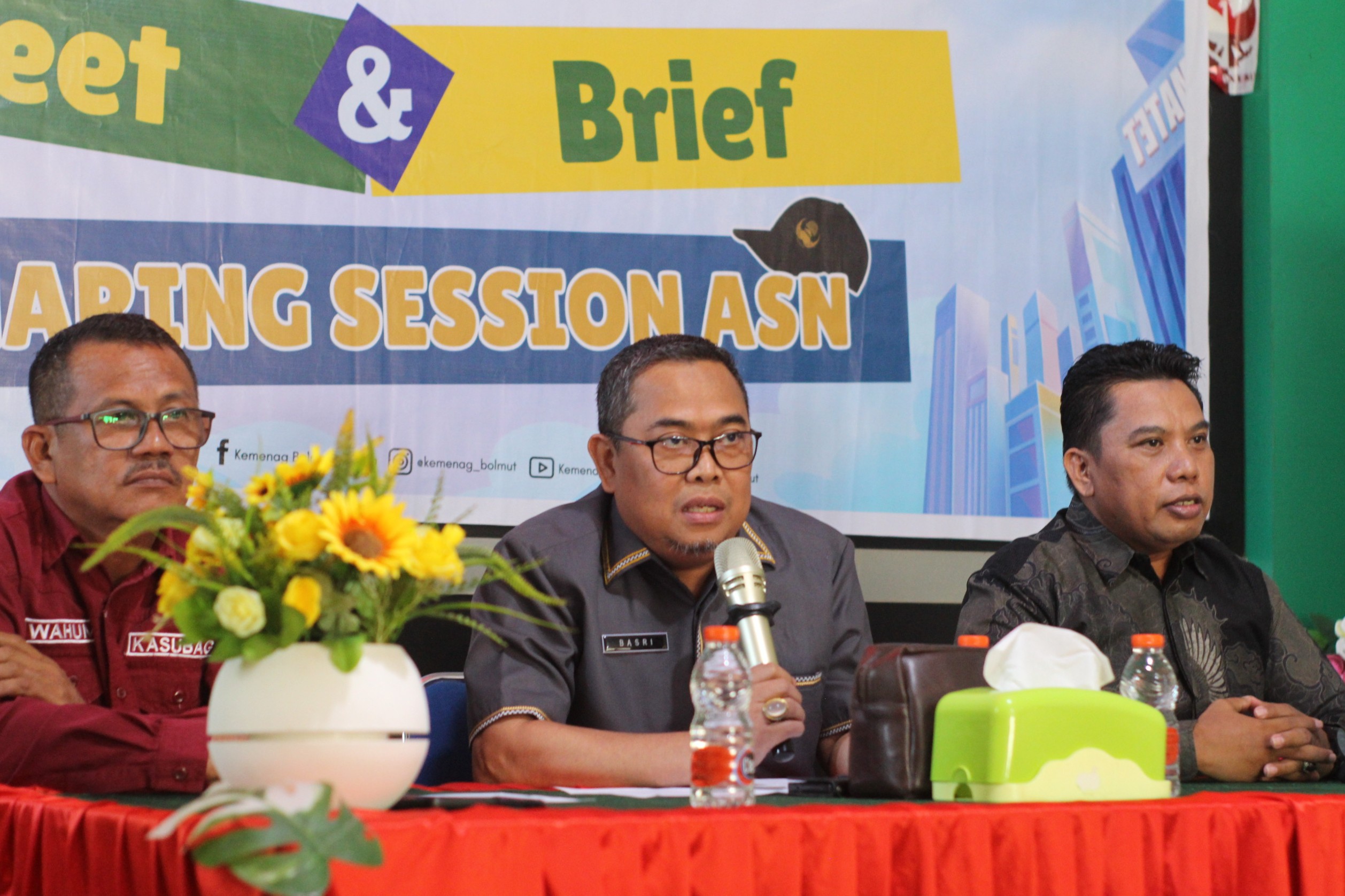 Meet and Brief, Kabag TU  Ajak ASN Kemenag Boltara Tetap Tingkatkan Kinerja di Tengah Keterbatasan Anggaran